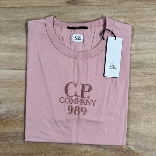 CP Company 20/1 Jersey Boxy Logo T-Shirt in Misty Rose - Pink