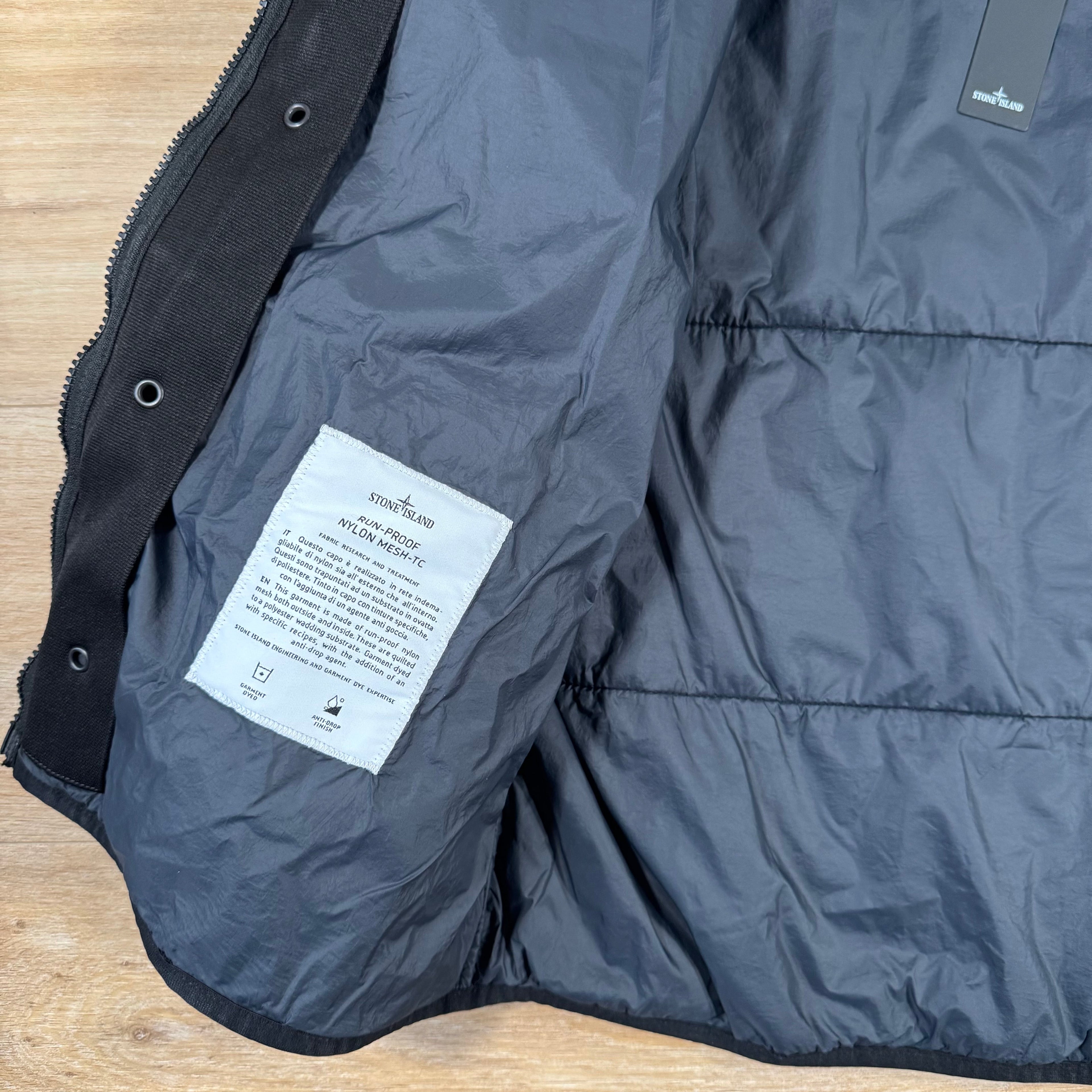 Stone Island Run-Proof Nylon Mesh-TC Reversible Jacket in Black