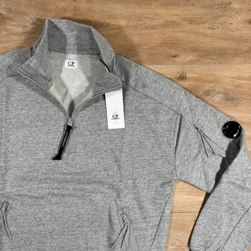 CP Company Diagonal Raised Half-Zipped Lens Sweatshirt in Grey