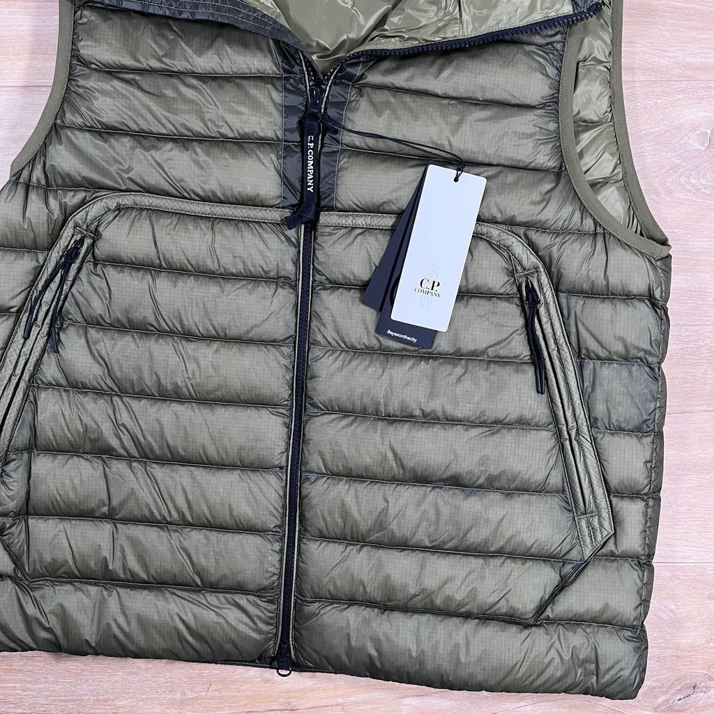 CP Company DD Shell Goggle Down Gilet in Elmwood Green