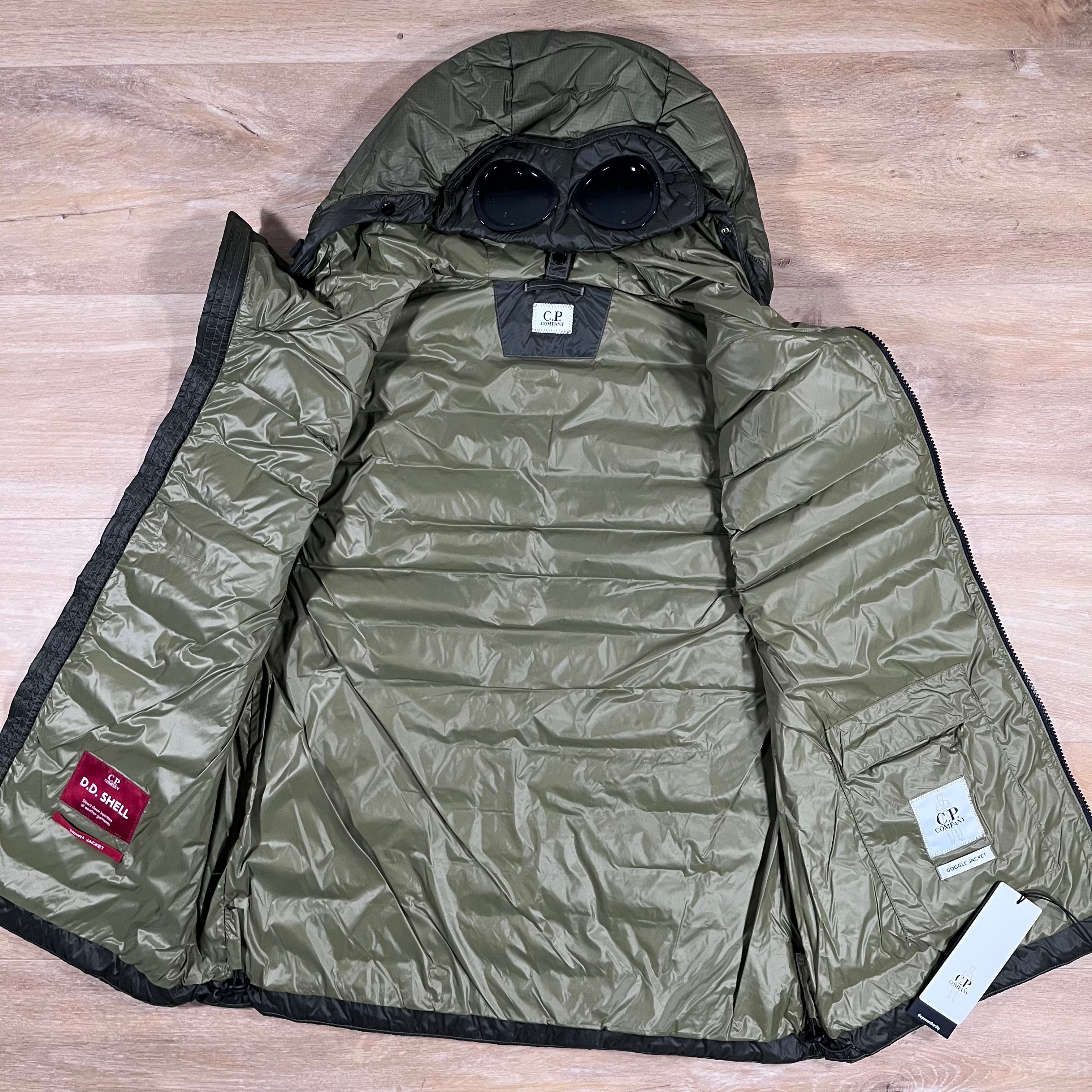 CP Company DD Shell Goggle Down Gilet in Elmwood Green