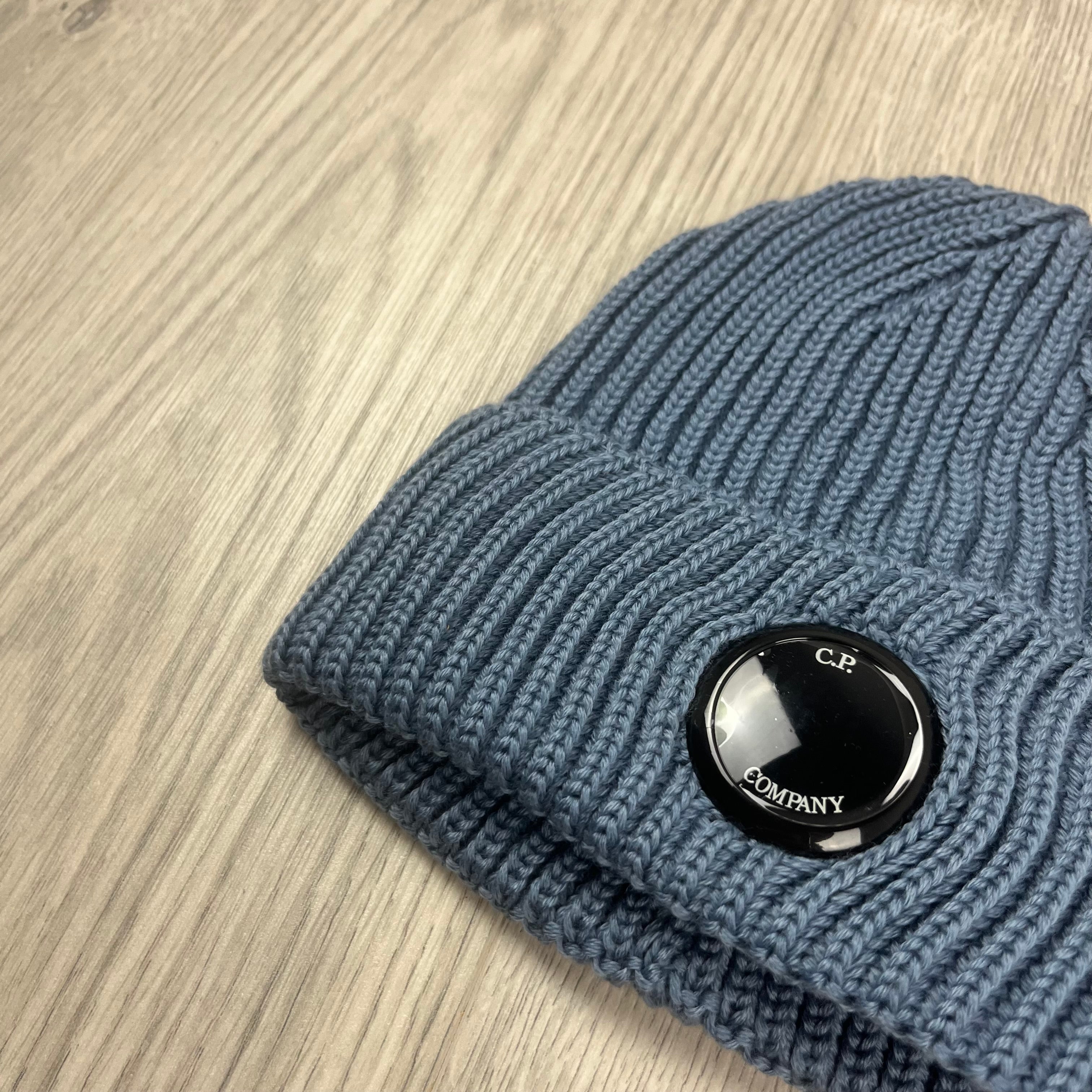 CP Company Lens Beanie - Flint Stone